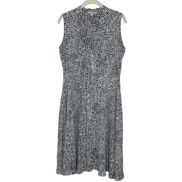 Nanette Lepore Dresses & Skirts - Nanette Lepore Women’s Sleeveless Tie Waist Animal Print Flare Dress Size 6